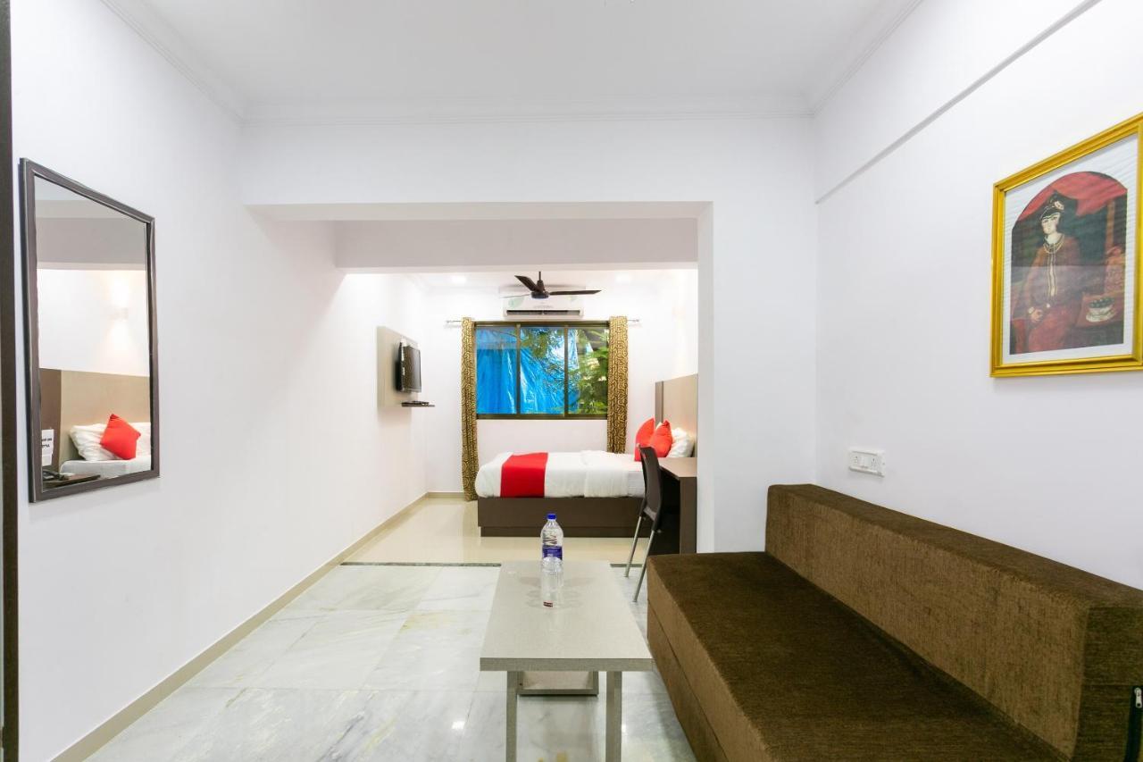 Отель Collection O 74412 Ardaas Residency Мумбаи Экстерьер фото